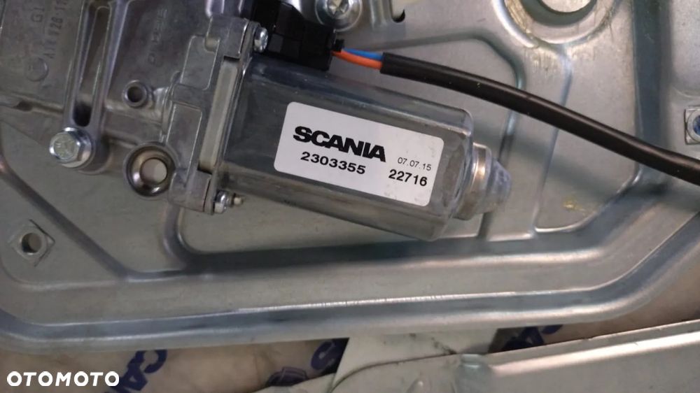 MECHANIZM PODNOSZENIA SZYBY SCANIA R 3203352 + SILNICZEK 2303355 NO V224/219 - 2
