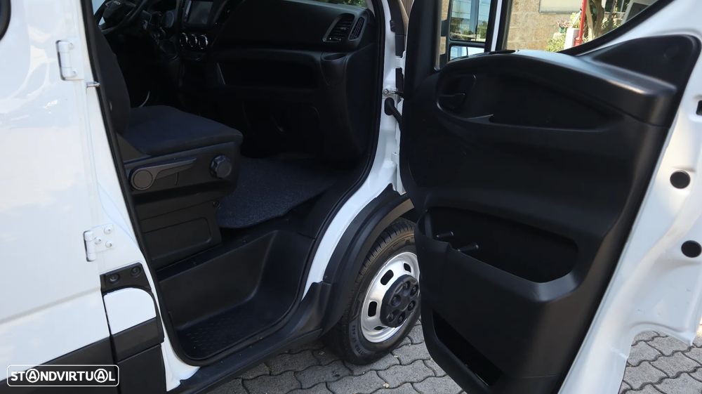 Iveco Daily 3.0 35C16 RD Dupla Basculante - 9