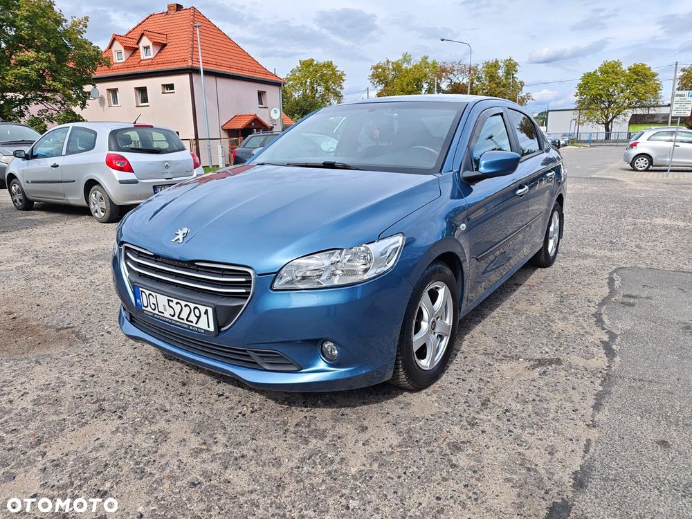 Peugeot 301 1.6 HDi Access - 1