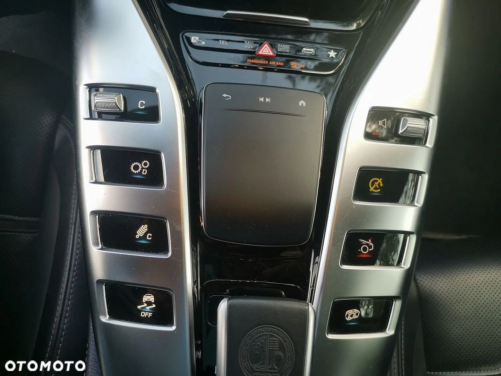 Mercedes-Benz AMG GT 43 4Matic+ 4D Speedshift TCT 9G - 22