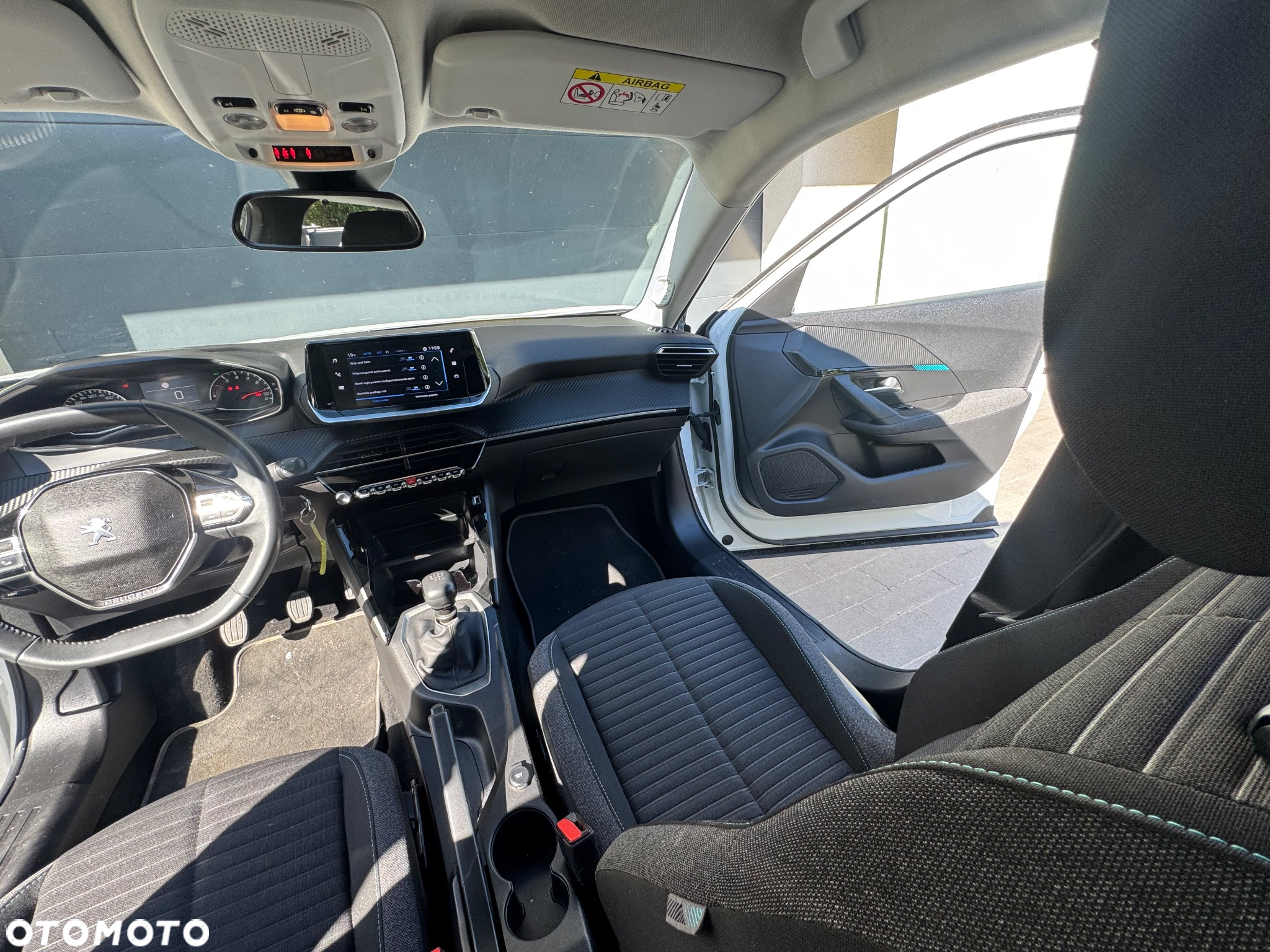 Peugeot 2008 PureTech 100 Style - 13