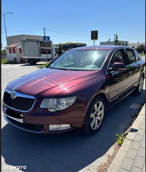 Skoda Superb 2.0 TDI Elegance DSG - 2