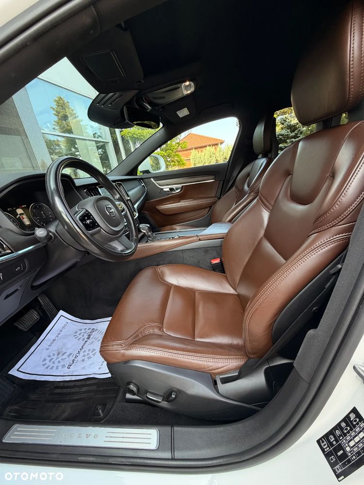 Volvo V90 Cross Country D5 SCR AWD - 34