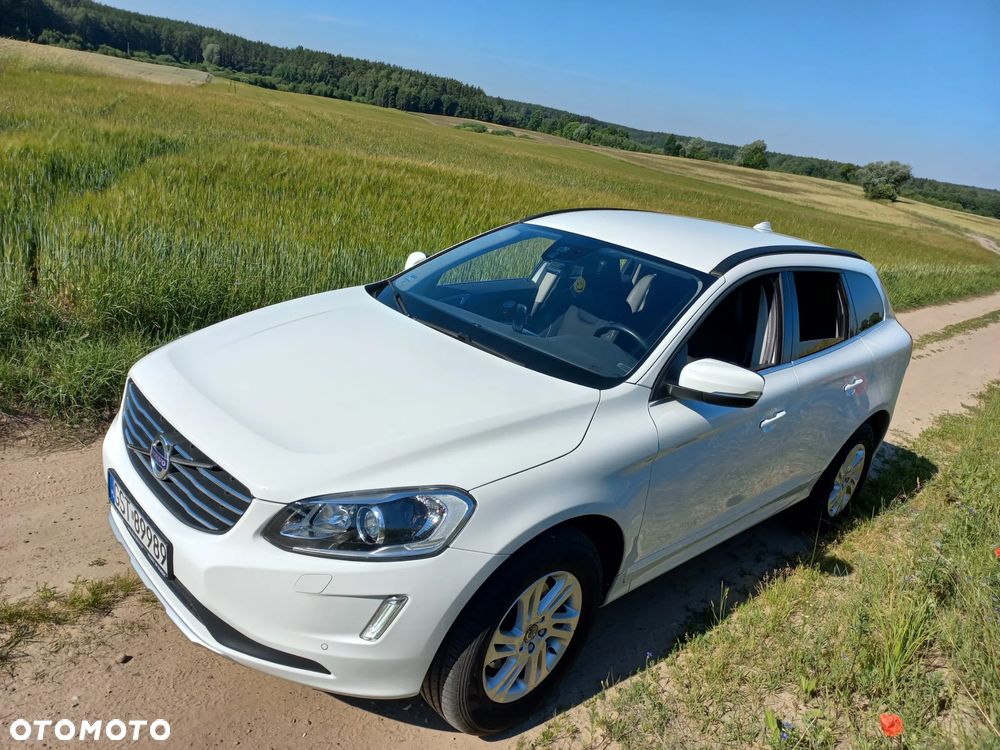 Volvo XC 60 D4 Momentum - 11