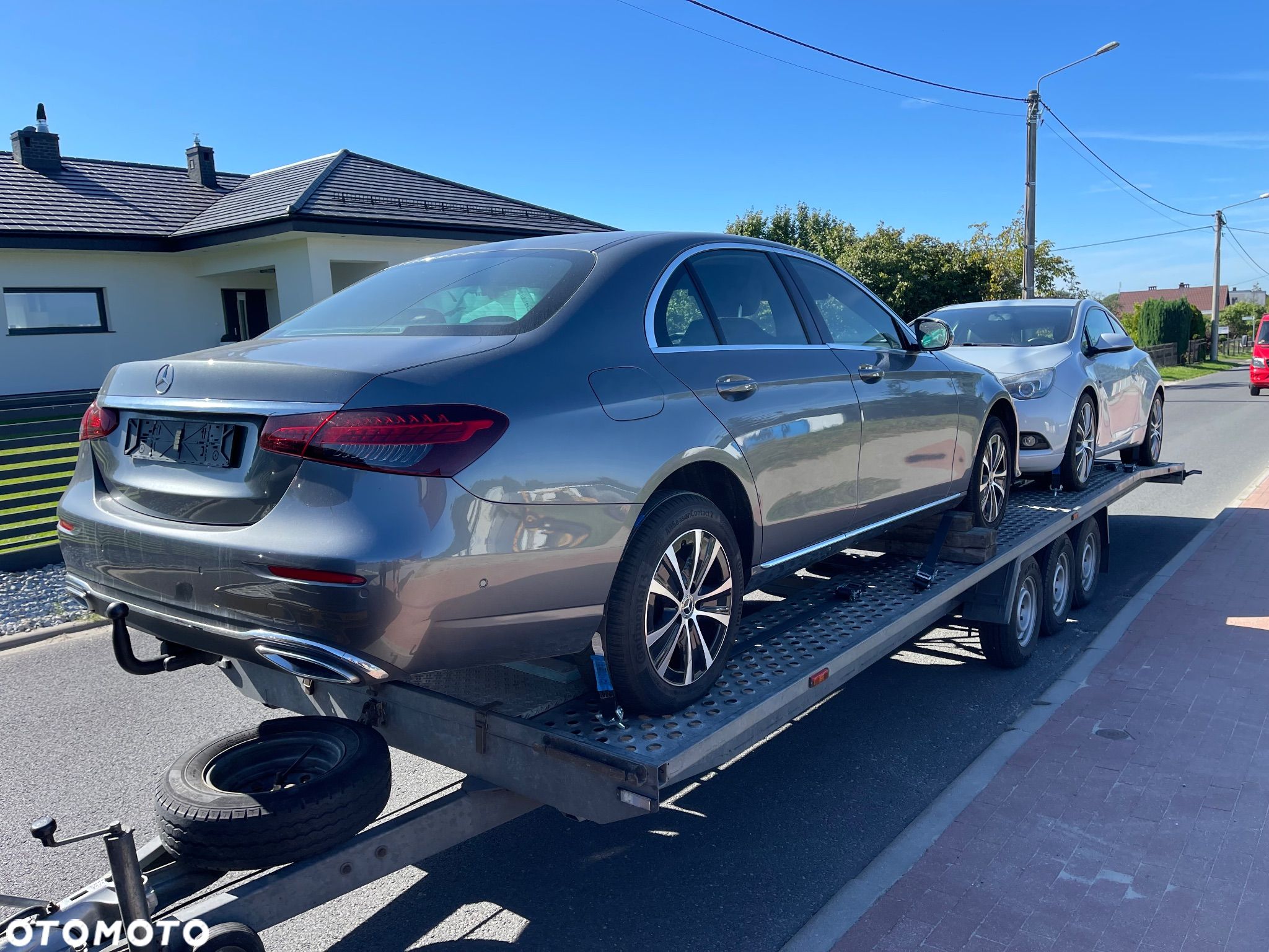 Mercedes-Benz Klasa E 200 Business Edition - 1