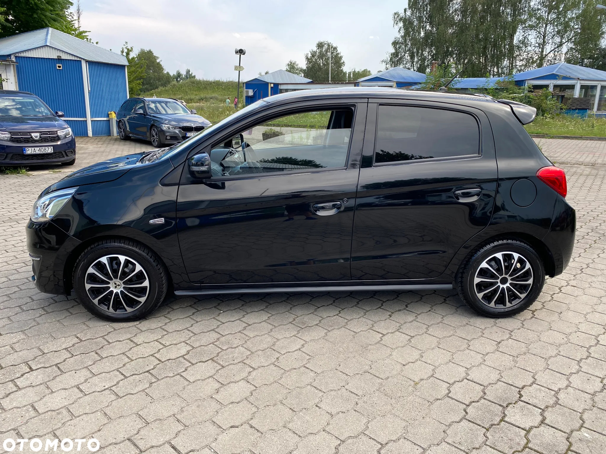 Mitsubishi Space Star 1.2 AS&G Intense - 15