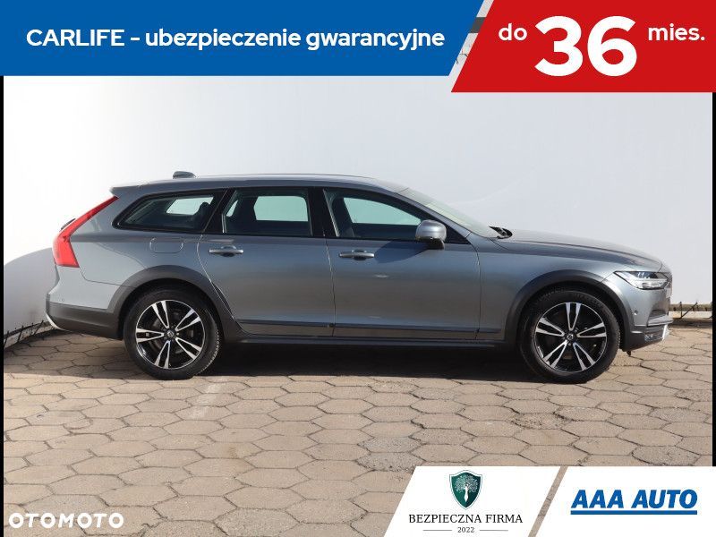 Volvo V90 Cross Country - 8