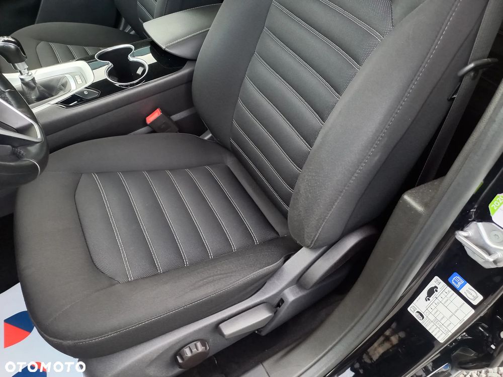 Ford Mondeo 2.0 TDCi Titanium - 30