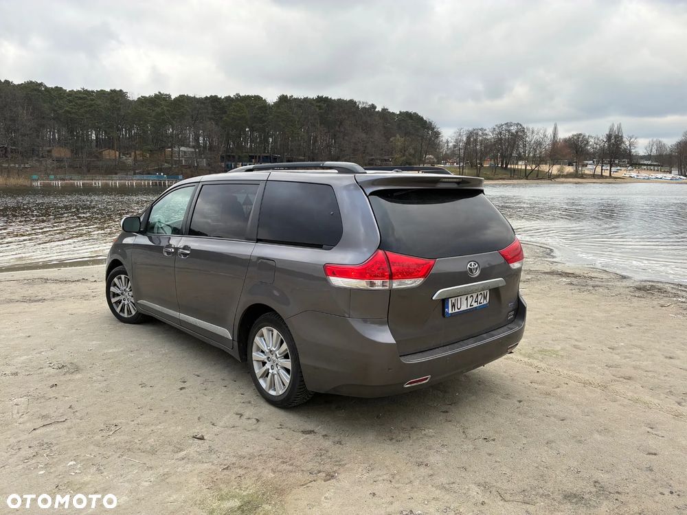 Toyota Sienna 3.5 V6 Limited AWD - 4
