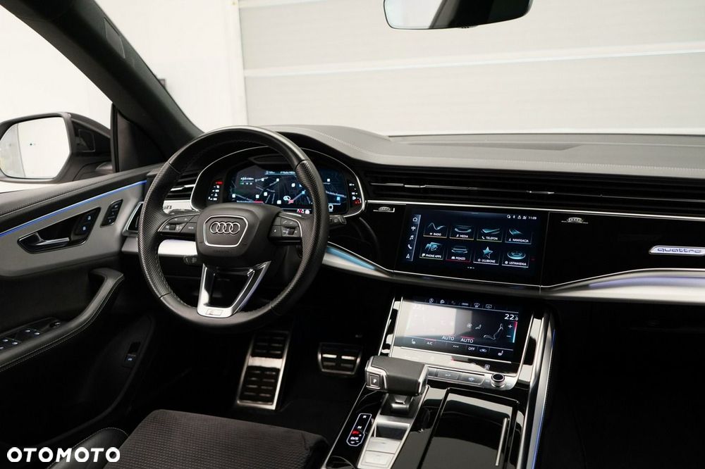 Audi Q8 - 15