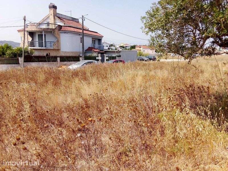 Terreno para Venda em São Julião do Tojal - Grande imagem: 2/3