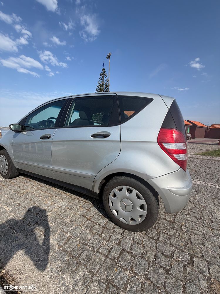Mercedes-Benz A 150 Classic Edition 10 - 3