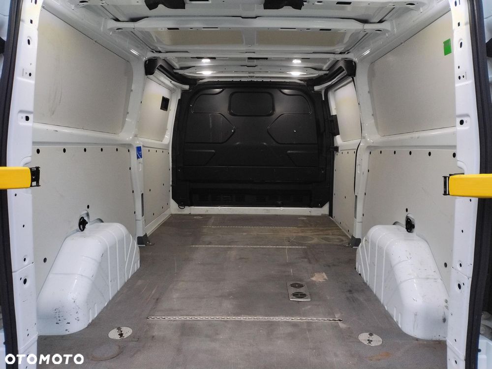 Ford Transit Custom - 12