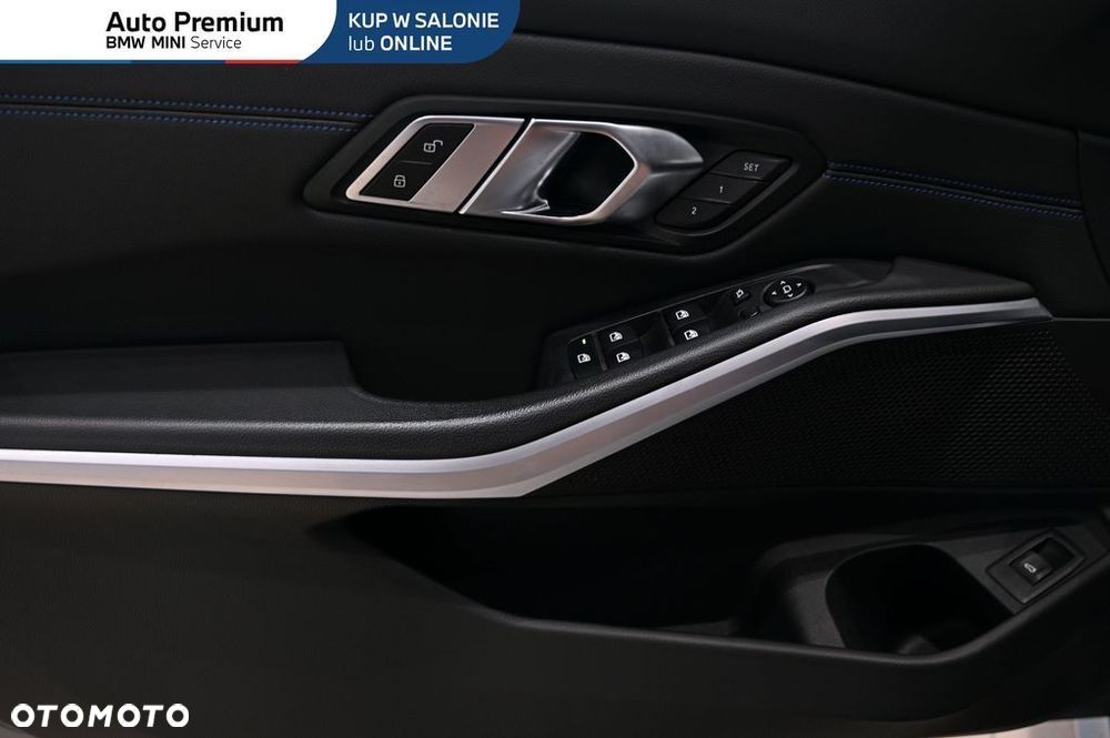BMW Seria 3 320d xDrive mHEV - 13