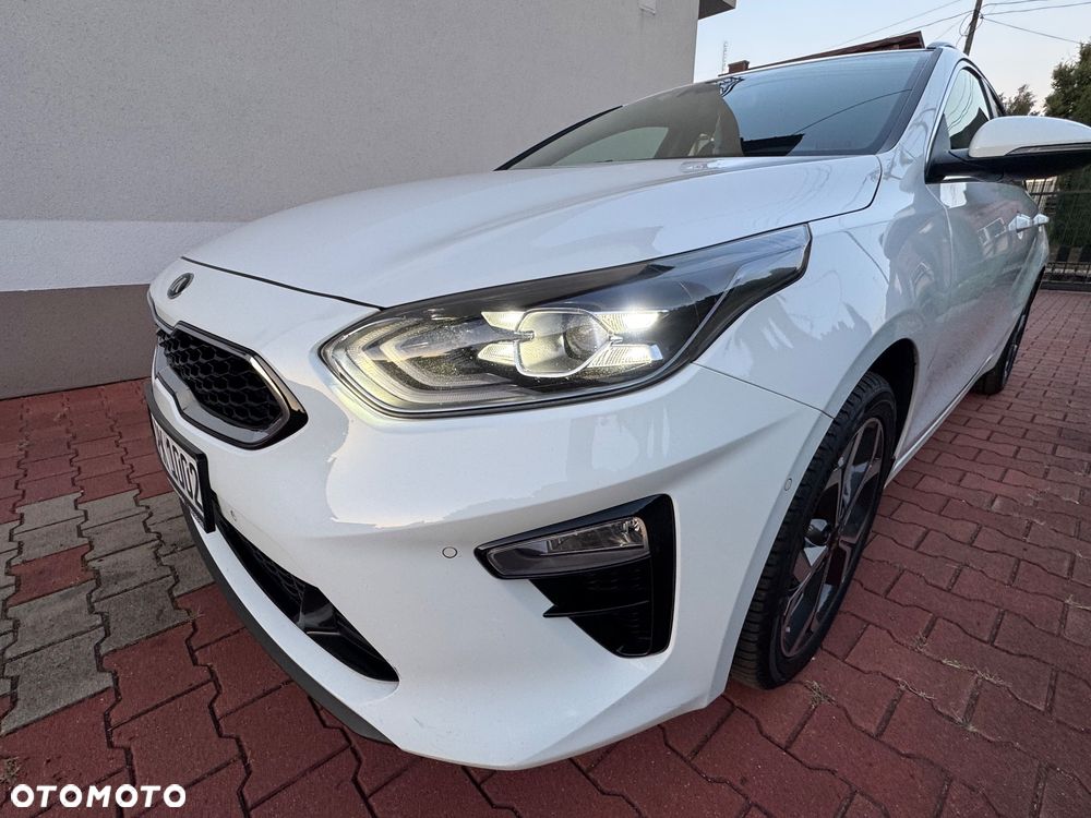 Kia Ceed - 5