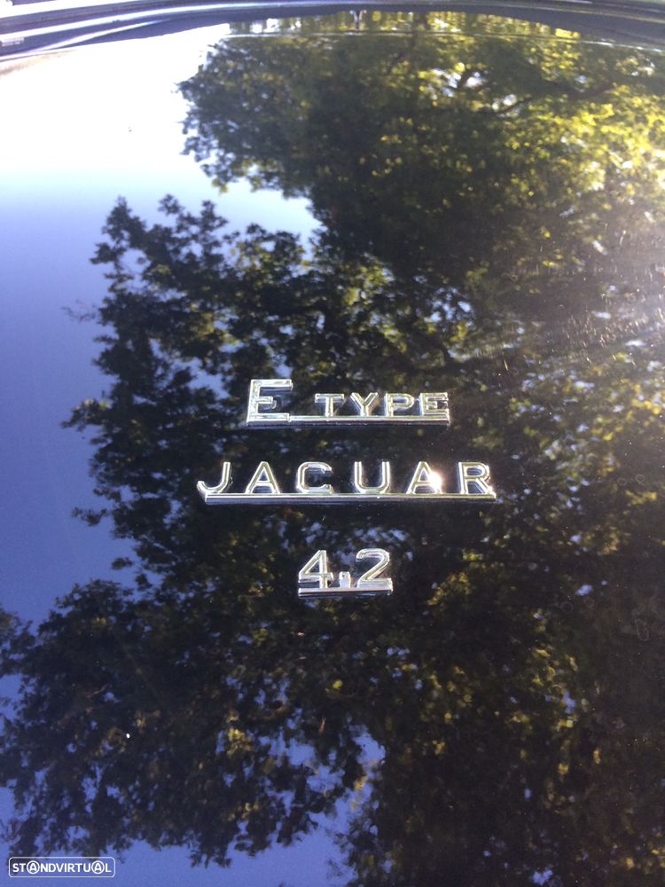 Jaguar E-Type - 7