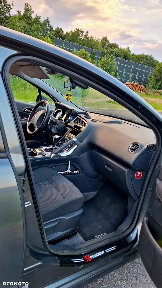 Peugeot 3008 1.6 e-HDi Active S&S - 6
