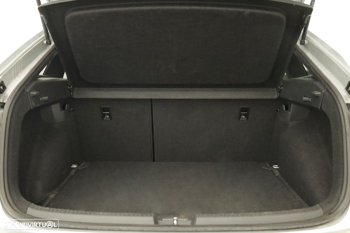VW Taigo 1.0 TSI R-Line - 20