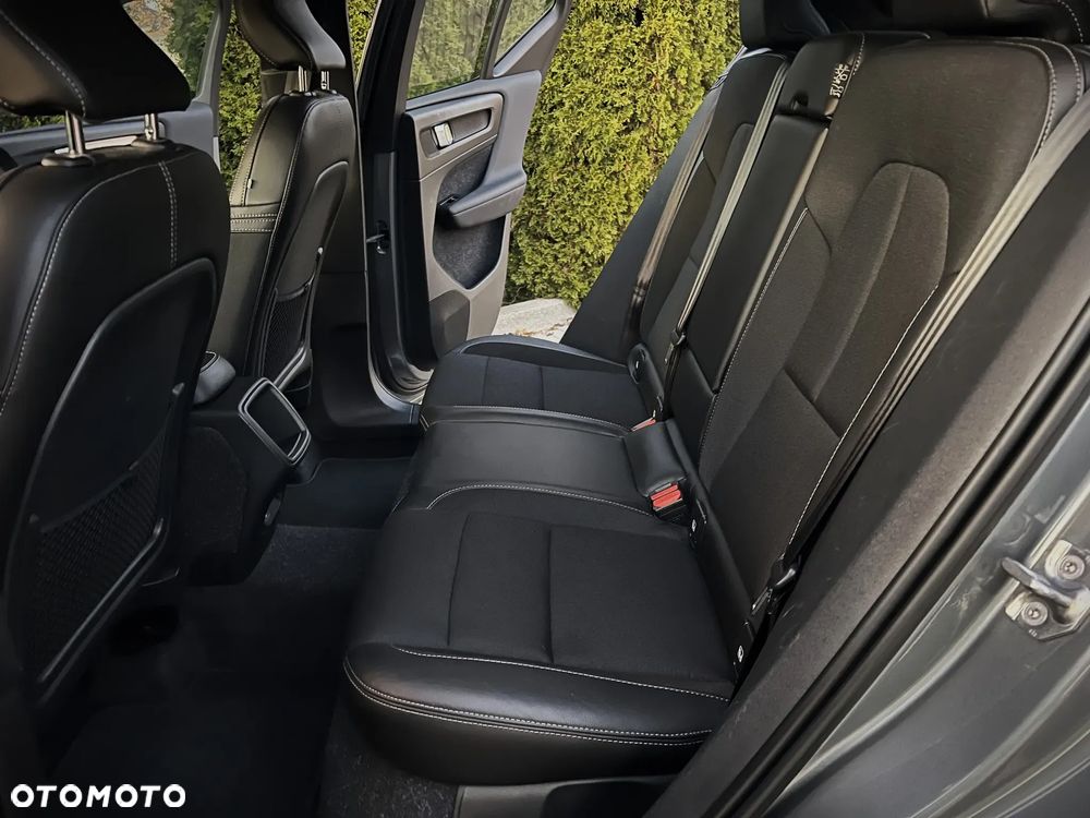 Volvo XC 40 D3 Momentum - 26