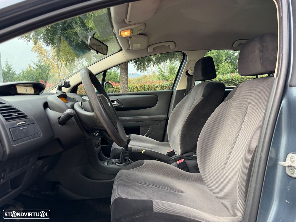 Citroën C4 1.6 HDi SX - 9