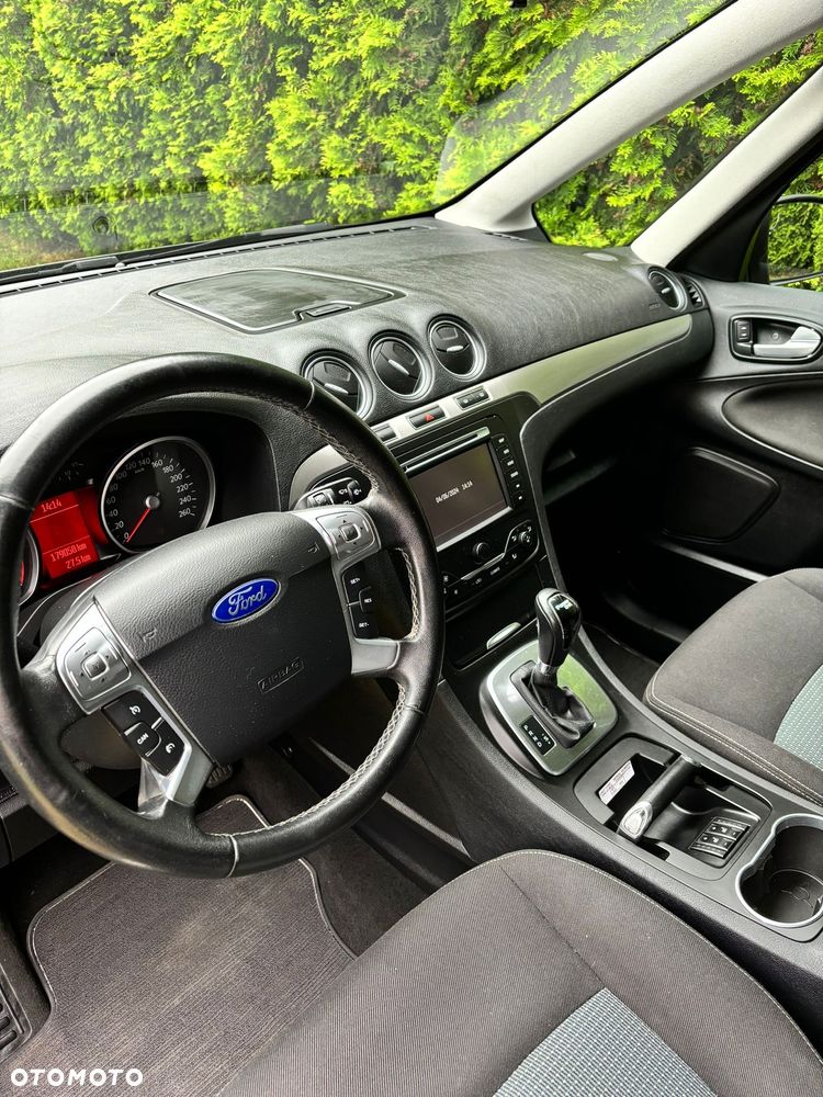 Ford Galaxy 2.0 TDCi DPF Titanium - 12