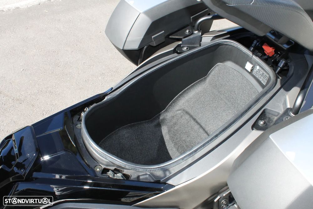 Kymco AK Premium - 31