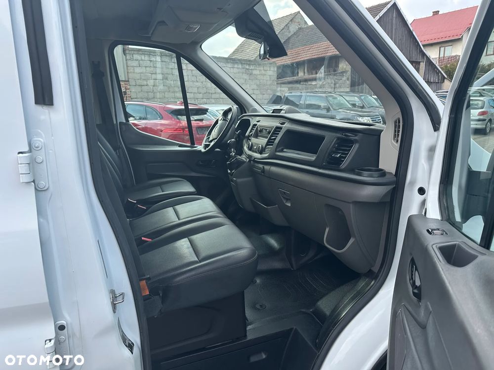 Ford TRANSIT - 11