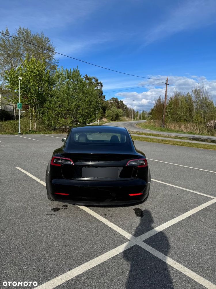 Tesla Model 3 Premium Langstreckenbatterie AWD Dual Motor - 6