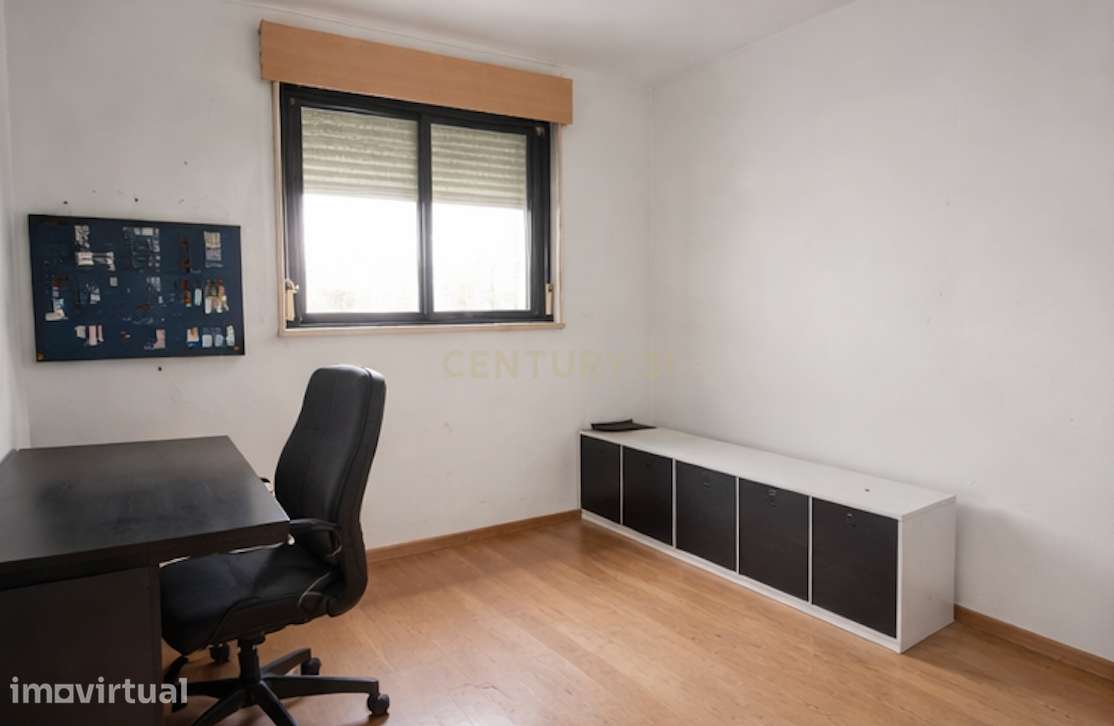 Apartamento T4 na Alta de Lisboa com lugar de estacionamento e arrecad - Grande imagem: 5/22