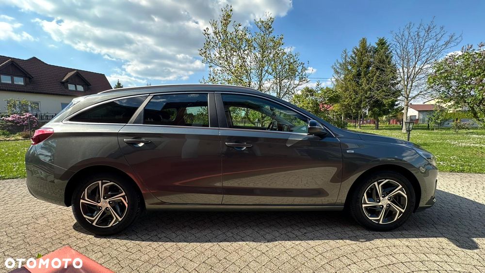 Hyundai i30 1.5 T-GDI 48V Executive - 5