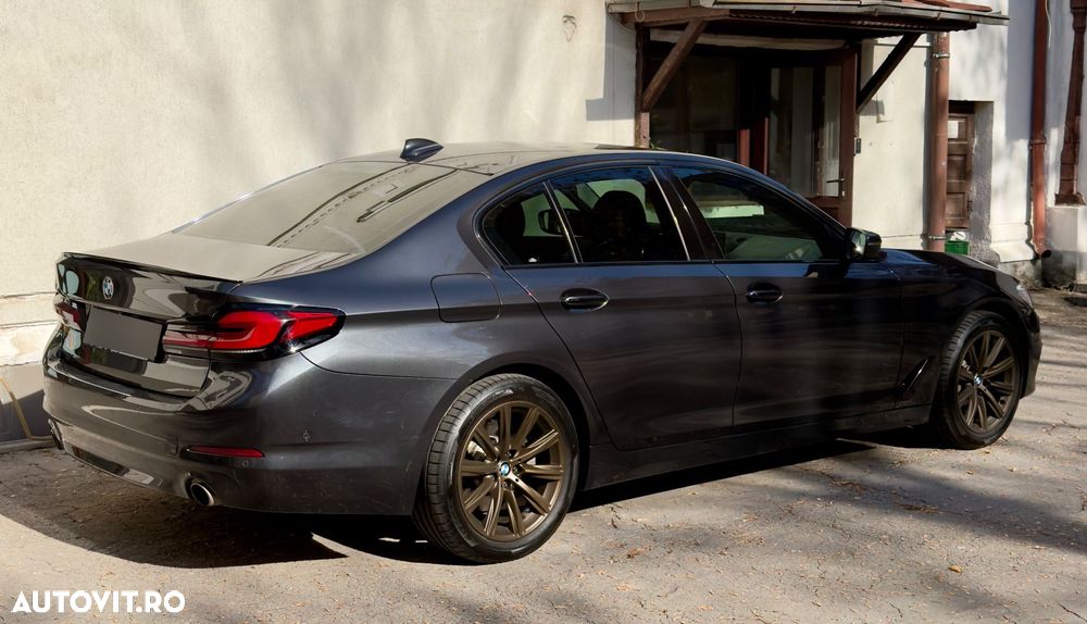 BMW Seria 5 530i xDrive Aut. - 20