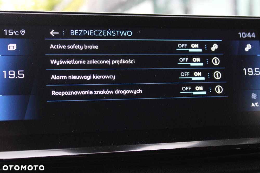 Peugeot 3008 - 20