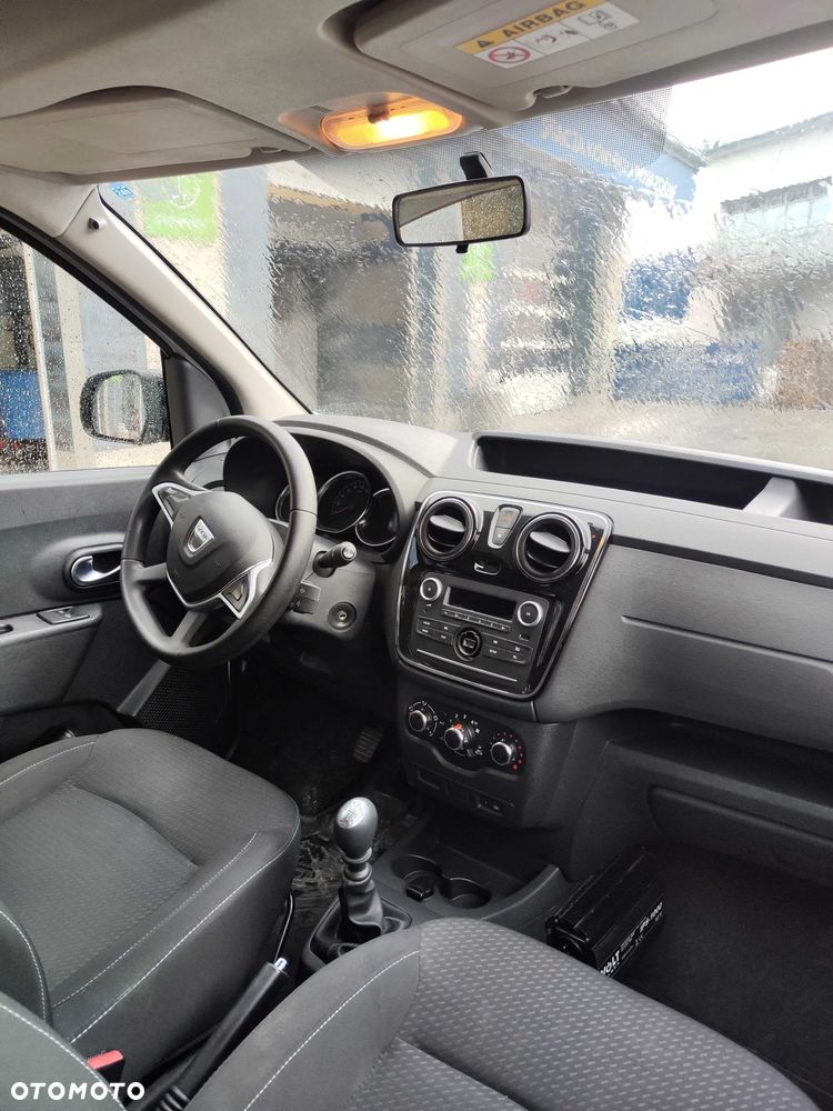 Dacia Dokker 1.5 Blue dCi Laureate - 9