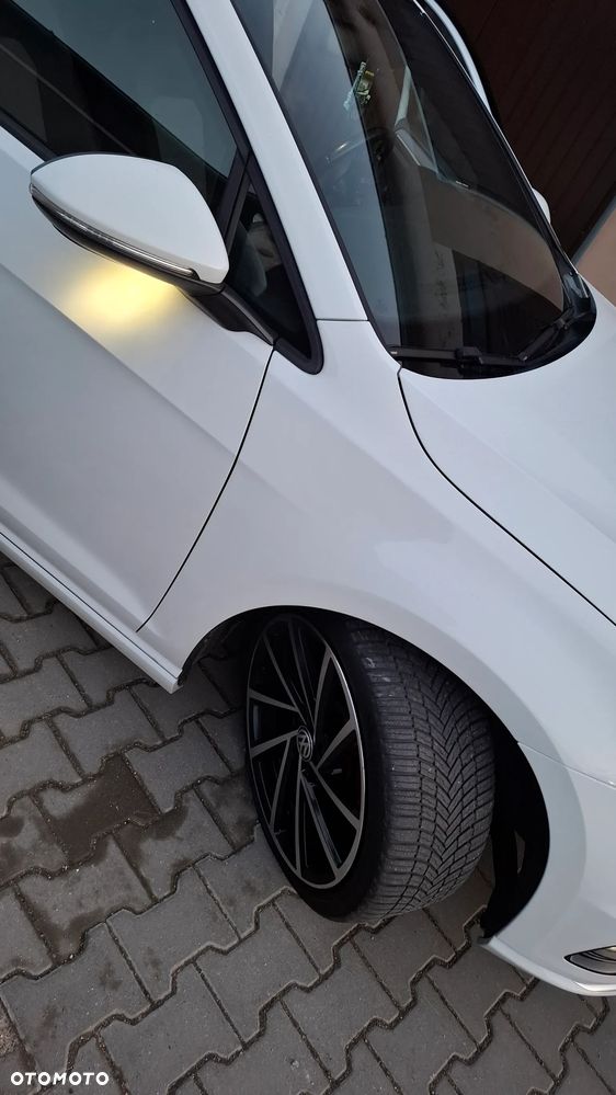 Volkswagen Golf - 12