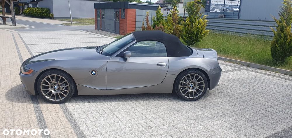BMW Z4 2.5i - 10