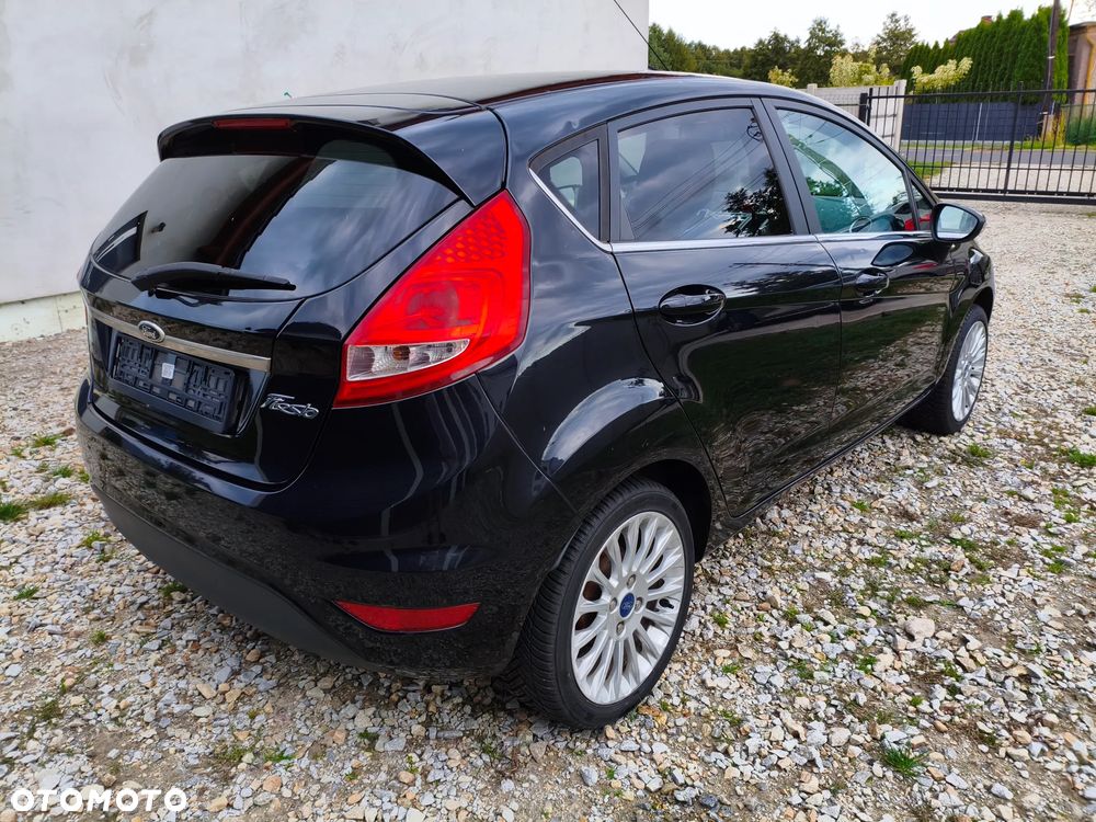 Ford Fiesta 1.4 Titanium EU5 - 6