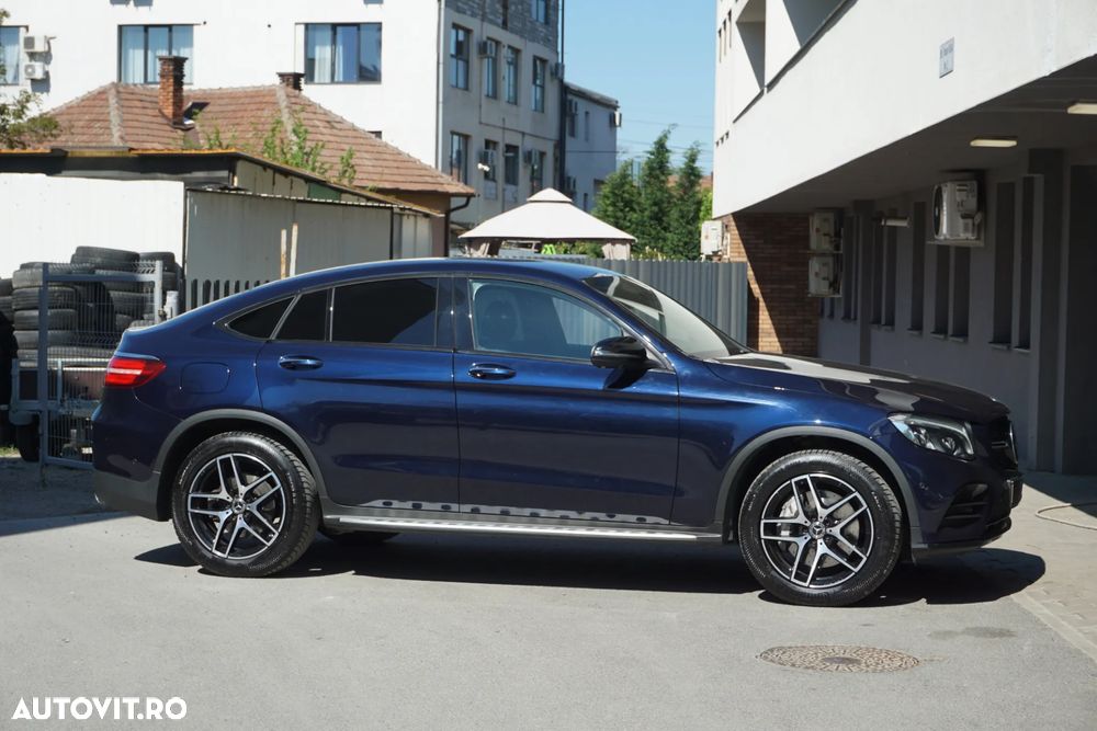 Mercedes-Benz GLC Coupe 250 4Matic 9G-TRONIC AMG Line - 4