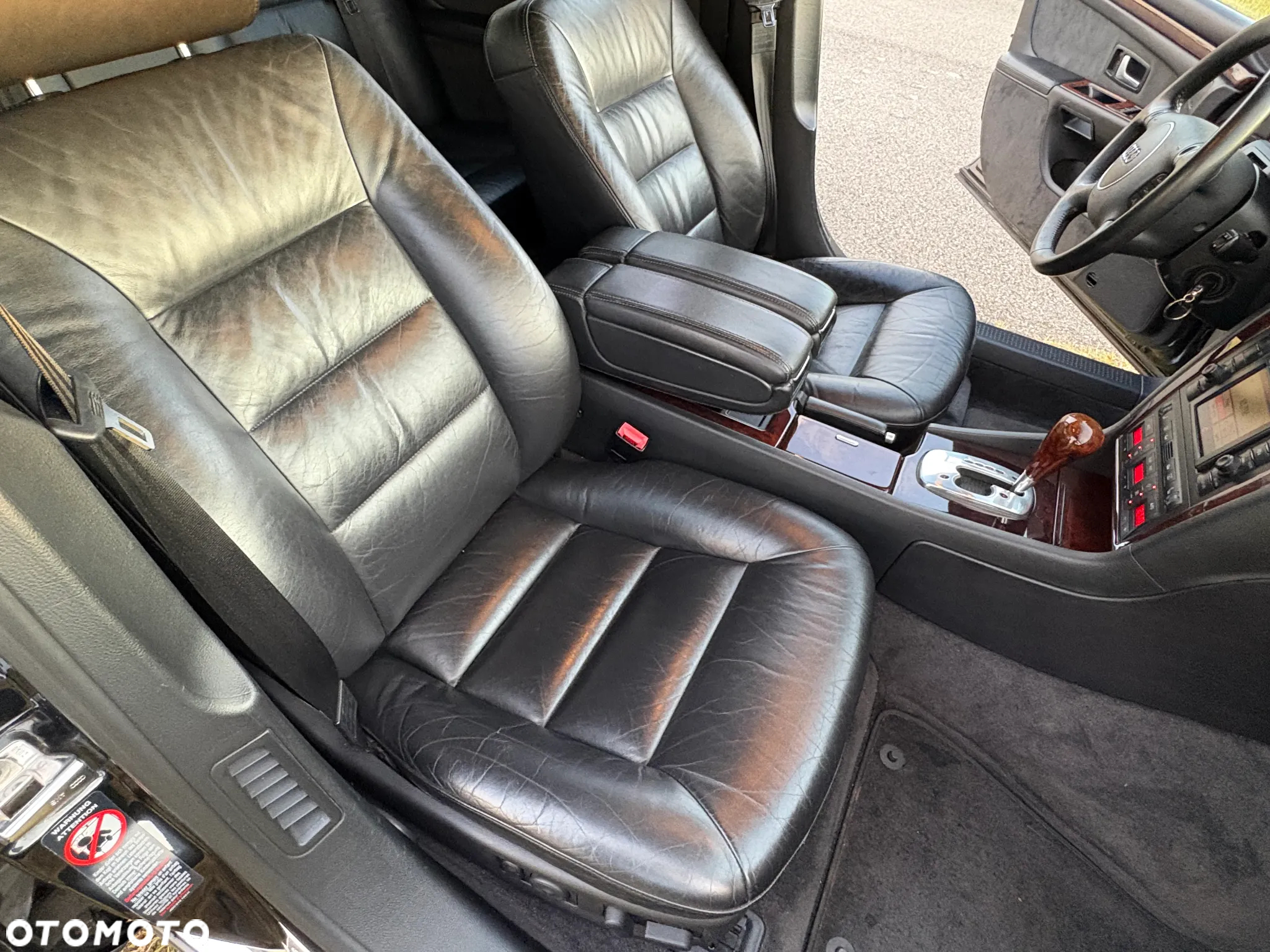 Audi A8 4.2 L Quattro - 18