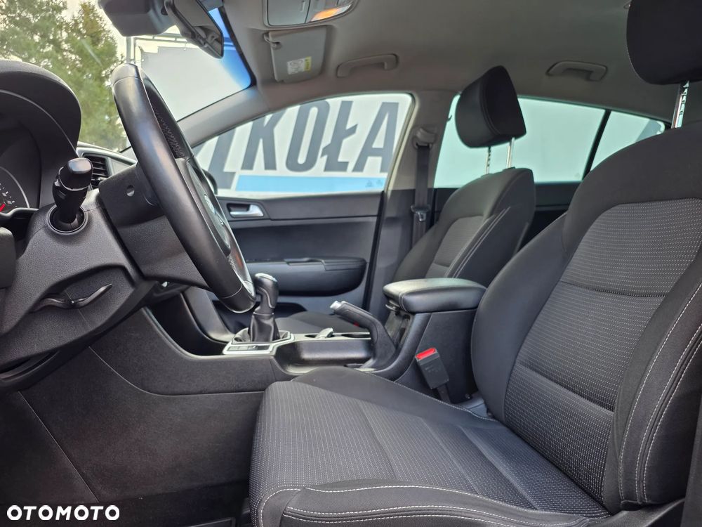 Kia Sportage 1.6 T-GDI 2WD Black Edition - 17