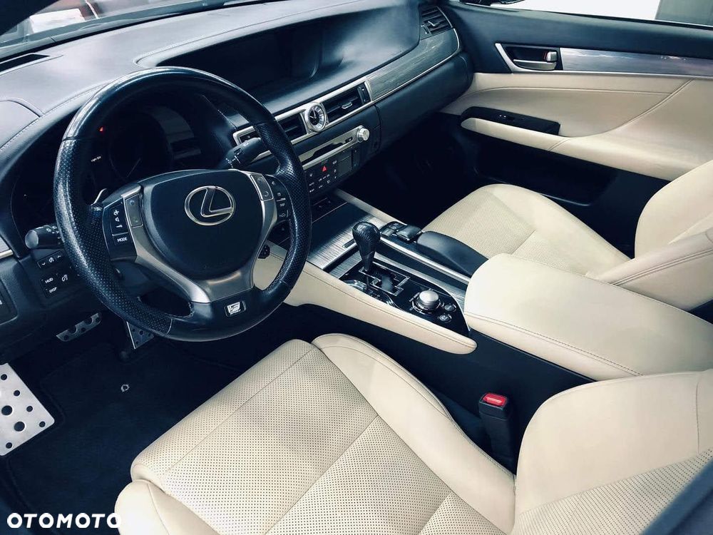 Lexus GS 450h F Sport - 4