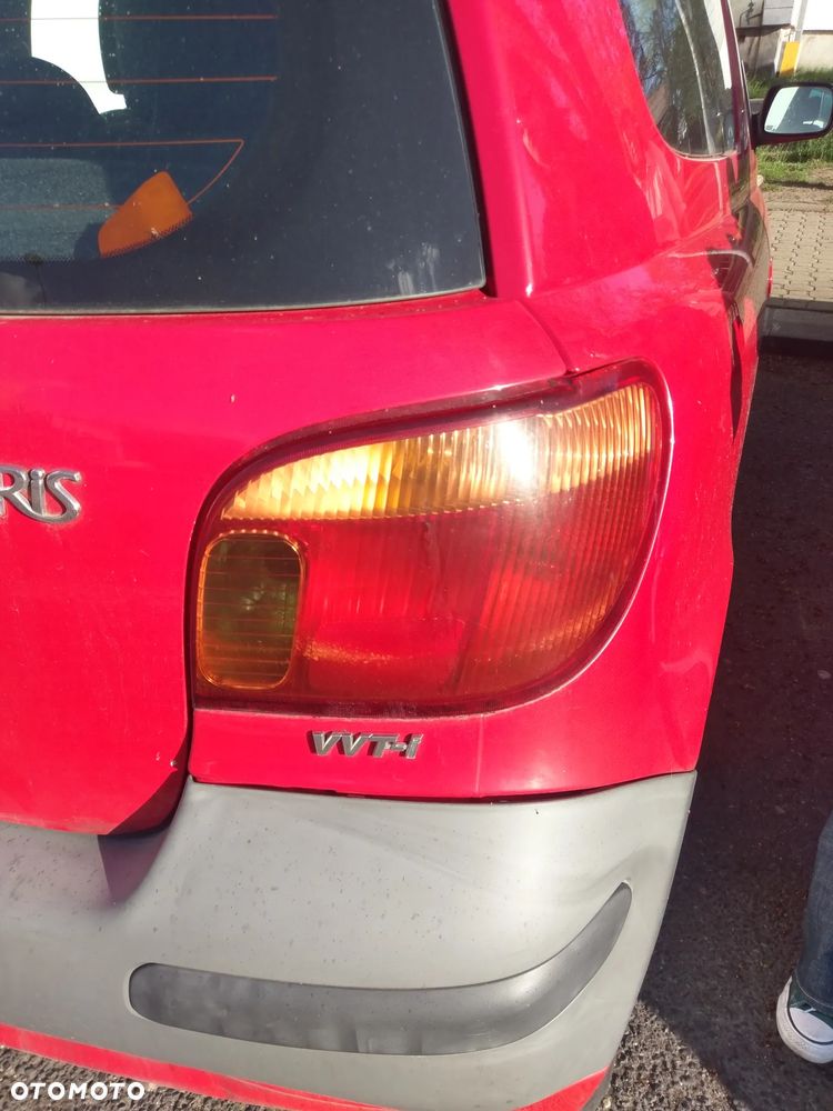 Toyota Yaris 1.0 Luna - 7