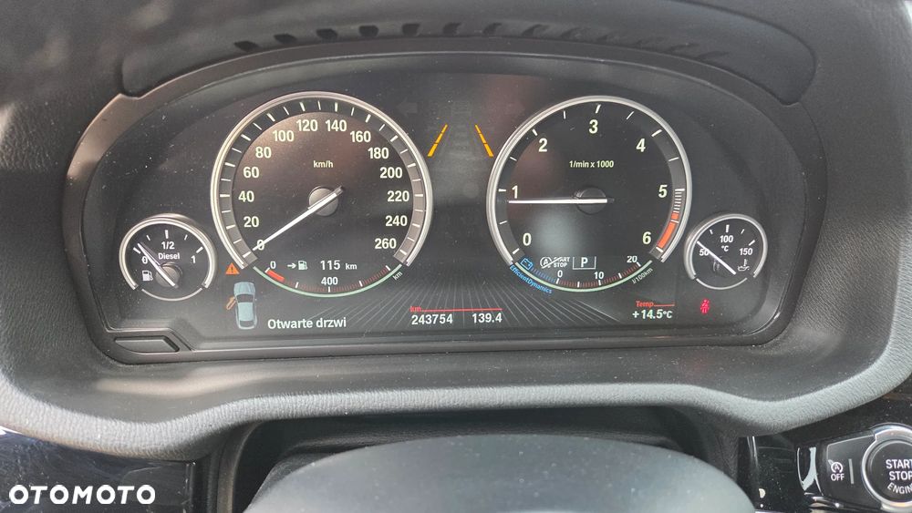 BMW X4 xDrive20d xLine - 25
