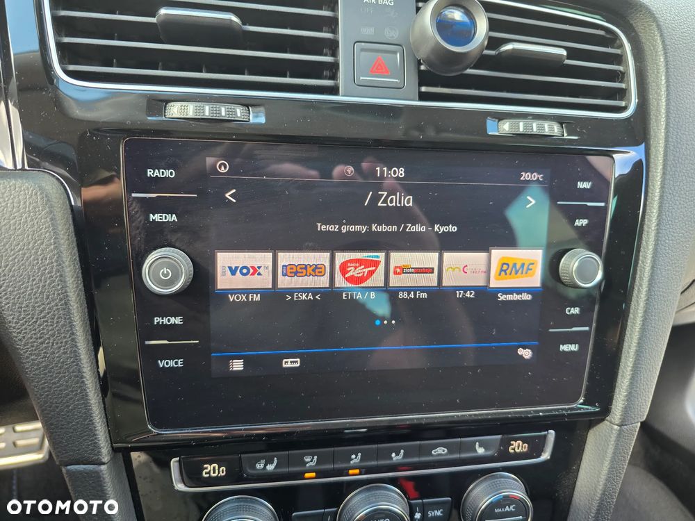 Volkswagen Golf - 29