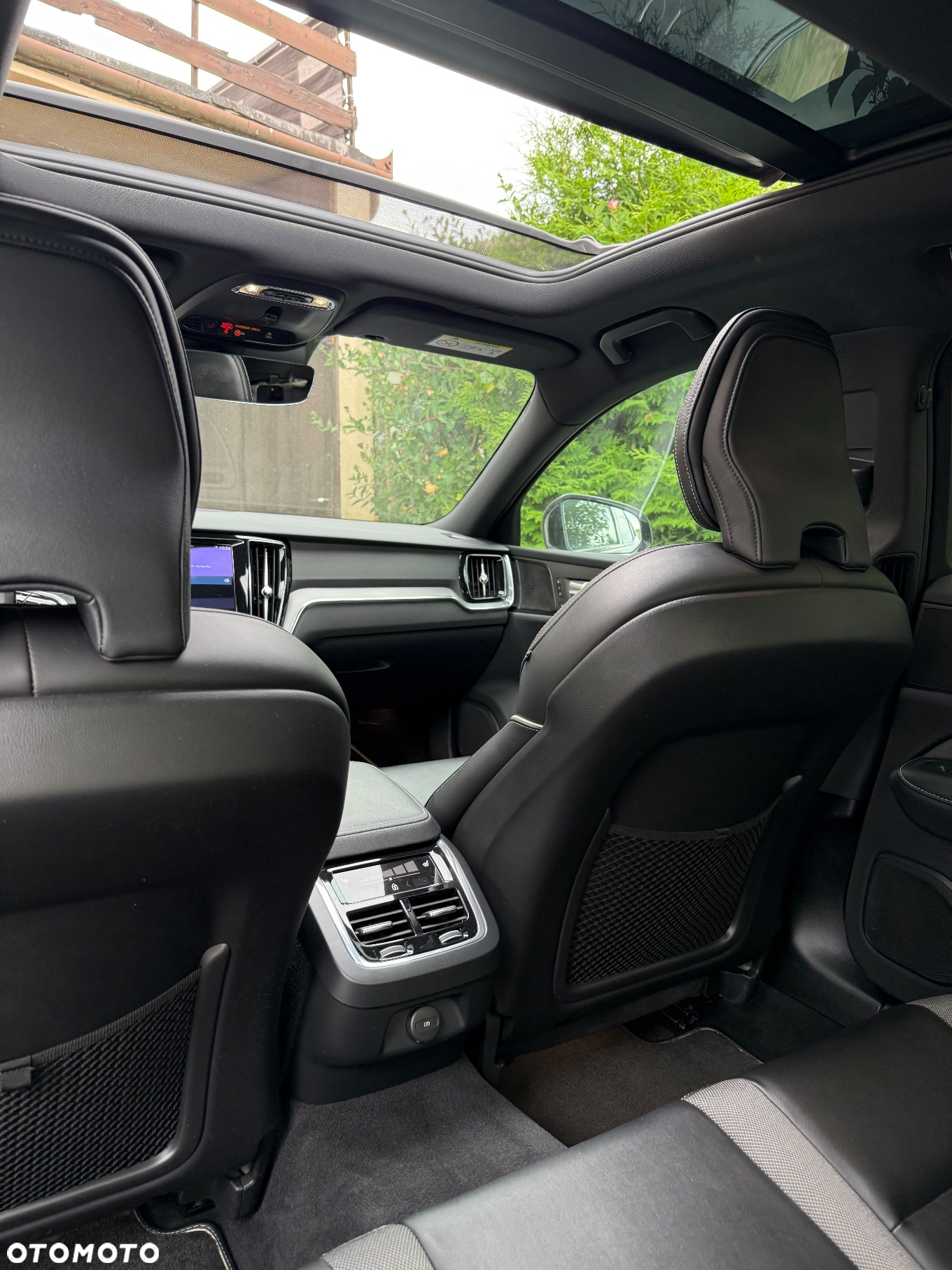 Volvo S60 B5 B R-Design - 15