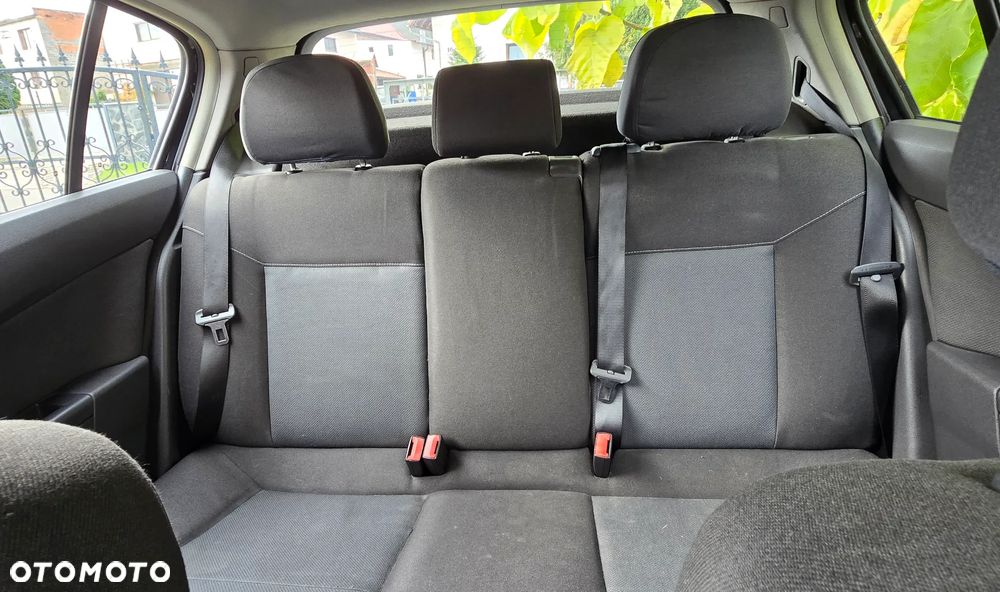 Opel Astra III 1.9 CDTI Enjoy - 7