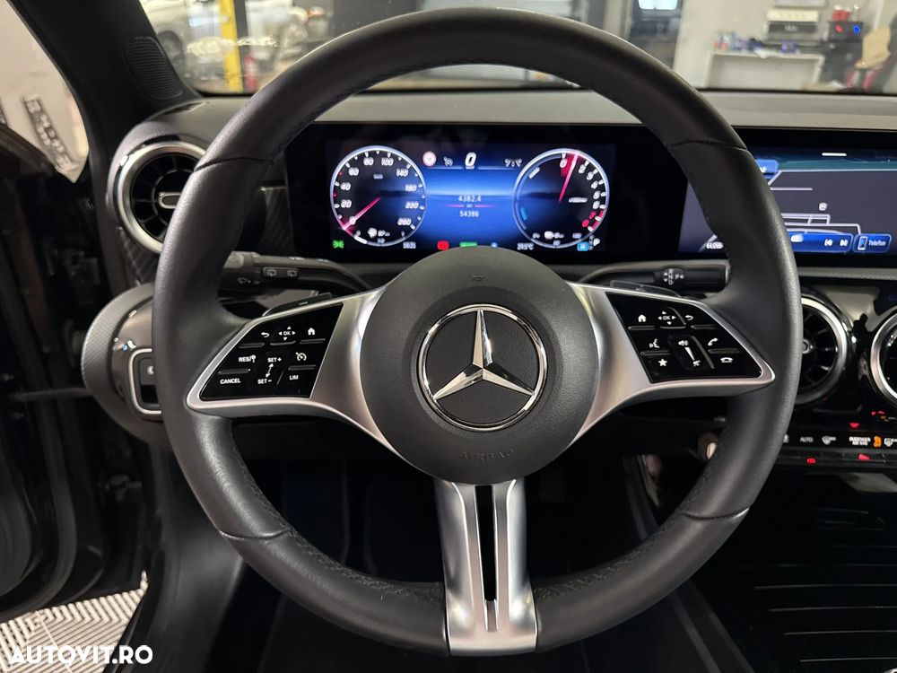 Mercedes-Benz A 250 - 17