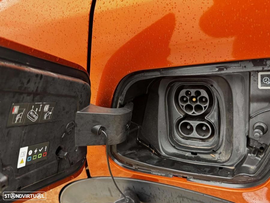 Peugeot e-2008 50 kWh GT Pack - 30