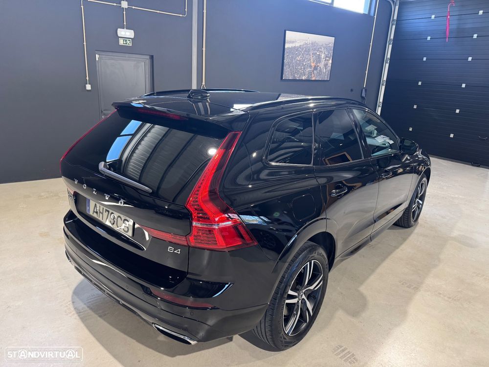 Volvo XC 60 2.0 B4 R-Design Geartronic - 12