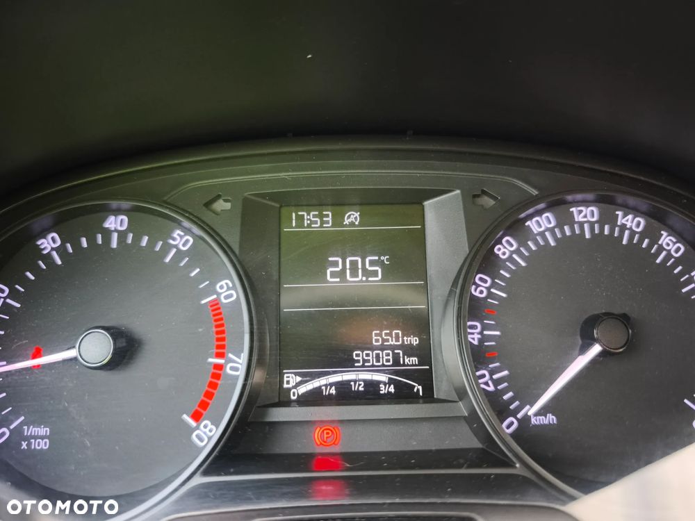Skoda Fabia 1.0 Active - 6