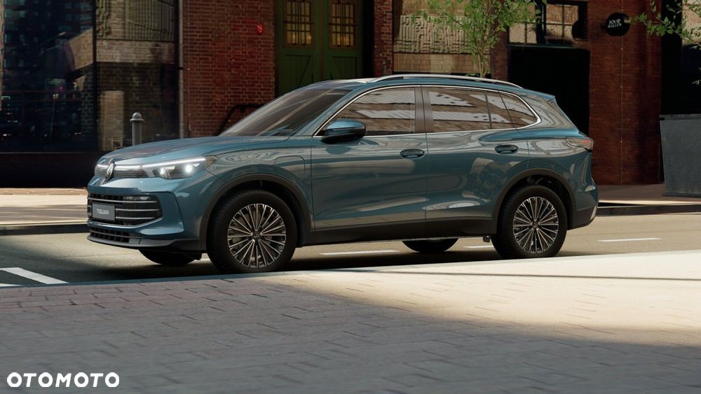 Volkswagen Tiguan - 8
